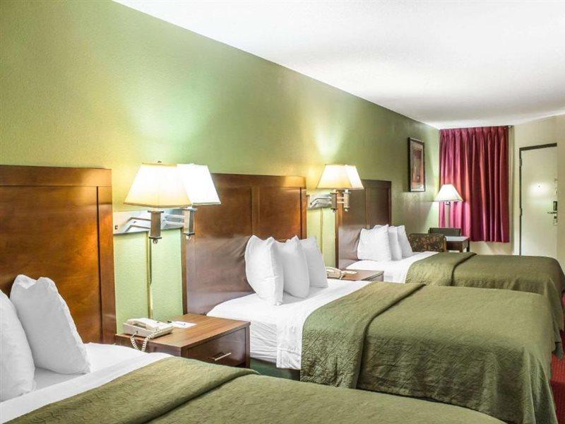 Quality Inn Selma Bagian luar foto