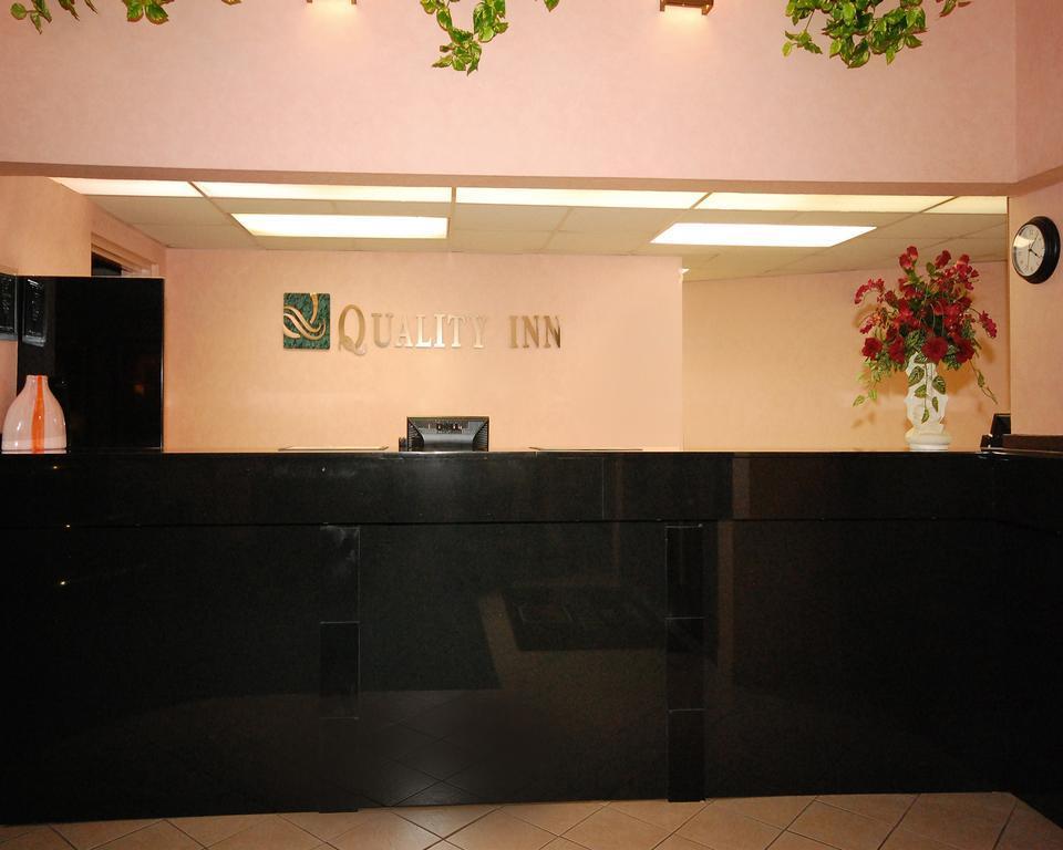 Quality Inn Selma Bagian luar foto