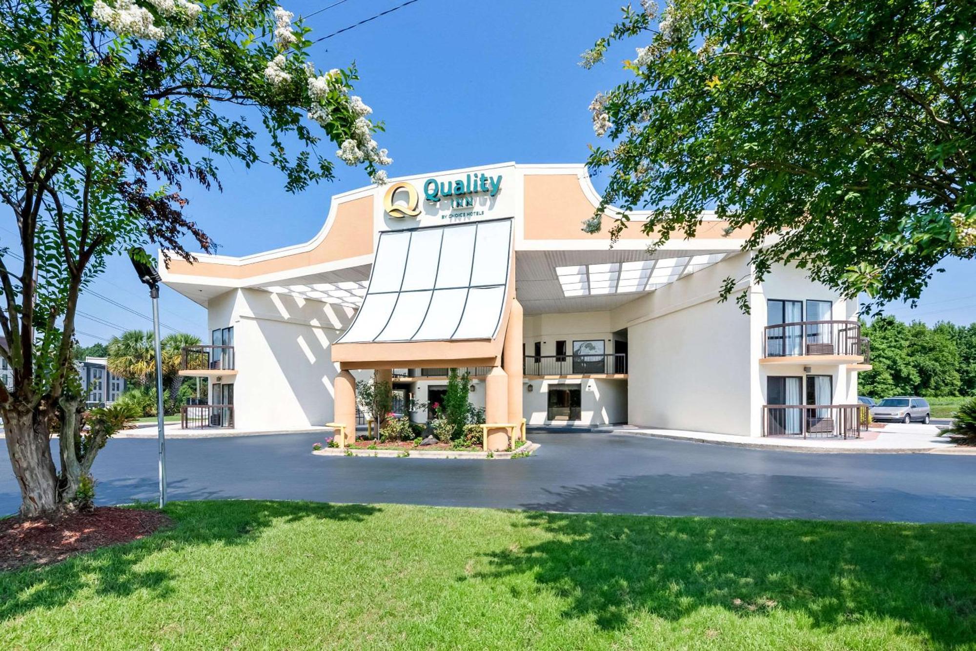 Quality Inn Selma Bagian luar foto